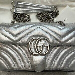 Gucci GG Marmont small shoulder bag silver leather